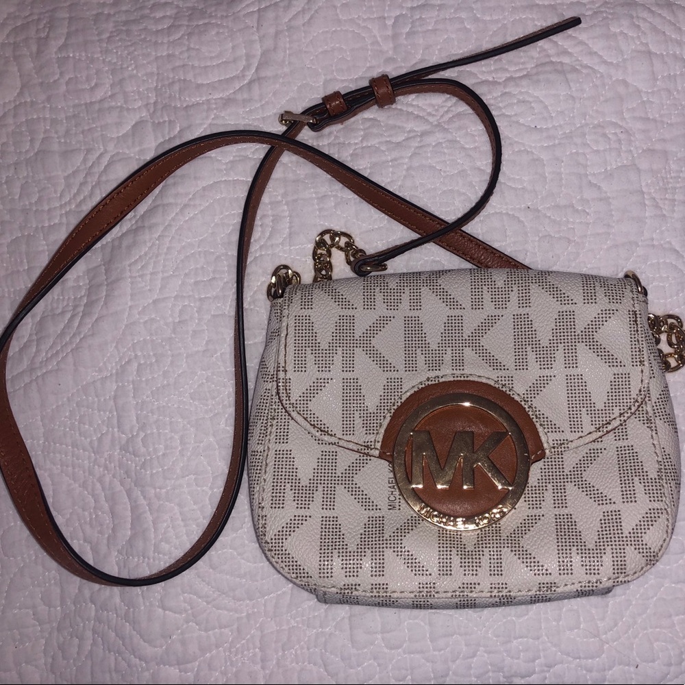 Michael Kors crossbody bag